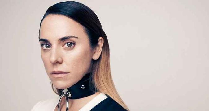 Melanie C está com duas datas marcadas para vir ao Brasil(foto: Red Girl Records/Reprodução) Melanie C está com duas datas marcadas para vir ao Brasil(foto: Red Girl Records/Reprodução)