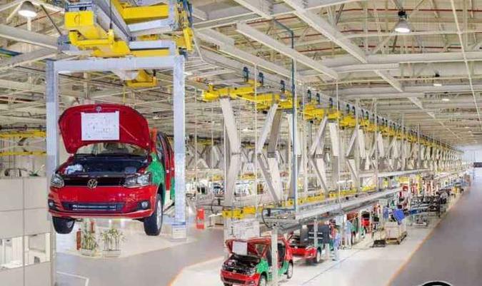 Fábrica da Volkswagen, que anunciou férias coletivas a partir do dia 31: segundo a Anfavea, montadoras se preparam para suspender a produção(foto: Noticias Automotiva) Fábrica da Volkswagen, que anunciou férias coletivas a partir do dia 31: segundo a Anfavea, montadoras se preparam para suspender a produção(foto: Noticias Automotiva)