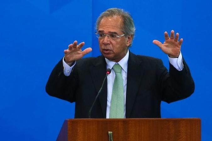 Ministro de Bolsonaro avalia estrat Ministro de Bolsonaro avalia estrat