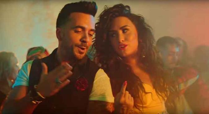 Luis Fonsi, 'o rei do Grammy', lança reggaeton com Demi Lovato(foto: Reprodução/Youtube) Luis Fonsi, 'o rei do Grammy', lança reggaeton com Demi Lovato(foto: Reprodução/Youtube)