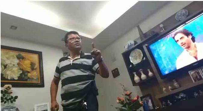 O sargento da Aeronáutica no momento em que acusada Francisco de ter um caso com sua esposa, Francisca(foto: Reprodução) O sargento da Aeronáutica no momento em que acusada Francisco de ter um caso com sua esposa, Francisca(foto: Reprodução)
