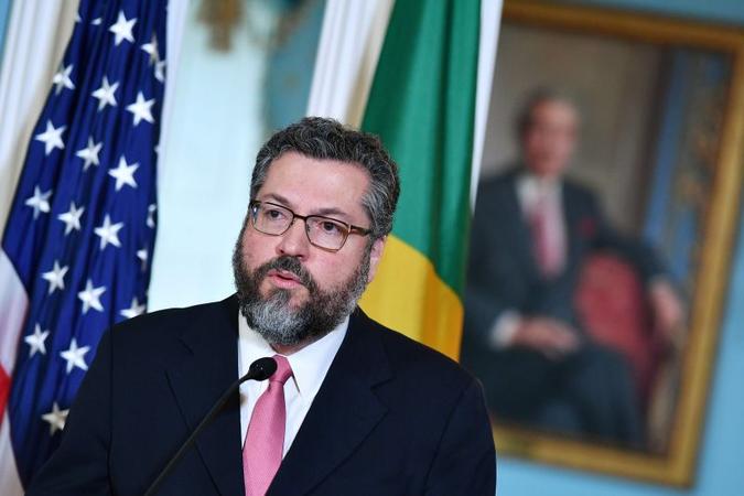 Política externa conduzida por Araújo ameaça deixar o Brasil fora do rol dos players no cenário pós-pandemia (foto: AFP / MANDEL NGAN ) Política externa conduzida por Araújo ameaça deixar o Brasil fora do rol dos players no cenário pós-pandemia (foto: AFP / MANDEL NGAN )