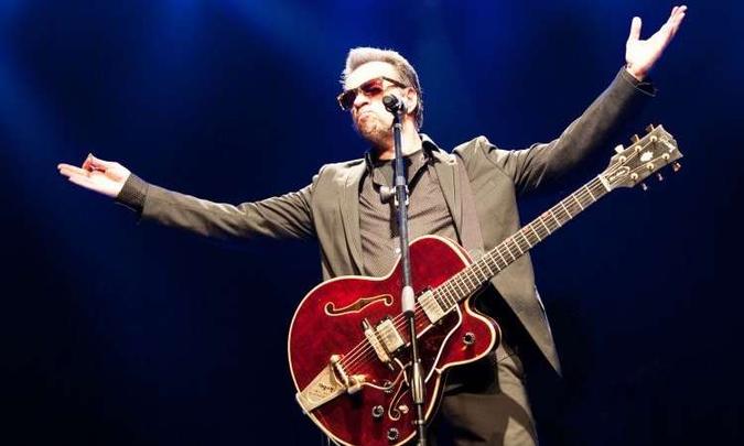 Marcelo Nova considera Raul Seixas um herói por, mesmo debilitado, ter feito 50 shows em 1989(foto: Stage/Divulgação) Marcelo Nova considera Raul Seixas um herói por, mesmo debilitado, ter feito 50 shows em 1989(foto: Stage/Divulgação)