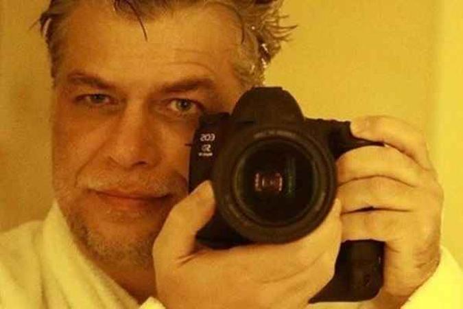 'Me desprendo a cada dia das coisas que não preciso mais levar comigo', diz em trecho(foto: Reprodução/Instagram) 'Me desprendo a cada dia das coisas que não preciso mais levar comigo', diz em trecho(foto: Reprodução/Instagram)