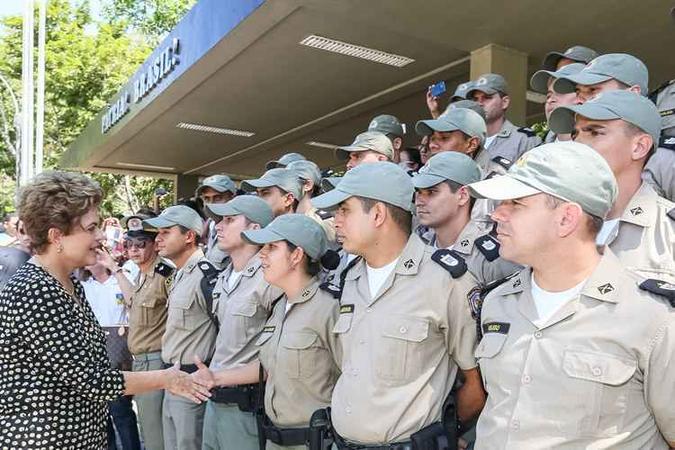 Presidente Dilma Rousseff durante reunião sobre as Ações de Enfrentamento de Doenças Transmitidas pelo Aedes Aegypti, em Recife, Pernambuco(foto: Foto: Roberto Stuckert Filho/ PR) Presidente Dilma Rousseff durante reunião sobre as Ações de Enfrentamento de Doenças Transmitidas pelo Aedes Aegypti, em Recife, Pernambuco(foto: Foto: Roberto Stuckert Filho/ PR)