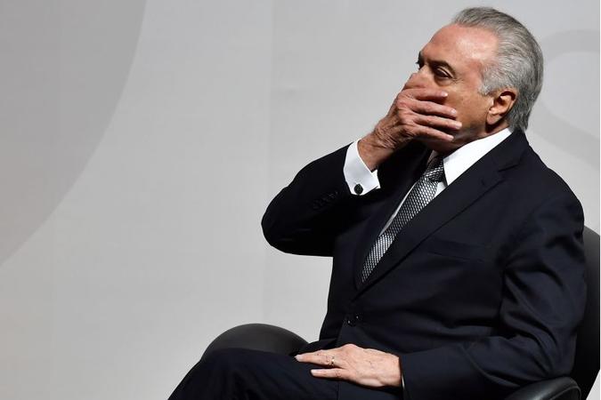 Com ou sem denúncia, o governo continua sem os 308 votos necessários para aprovar a matéria no plenário da Câmara. (foto: NELSON ALMEIDA) Com ou sem denúncia, o governo continua sem os 308 votos necessários para aprovar a matéria no plenário da Câmara. (foto: NELSON ALMEIDA)