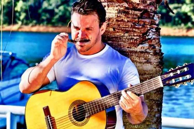 Eduardo Costa reclamou que a prefeitura não queria comprar uma casa para ele(foto: Reprodução/Instagram) Eduardo Costa reclamou que a prefeitura não queria comprar uma casa para ele(foto: Reprodução/Instagram)