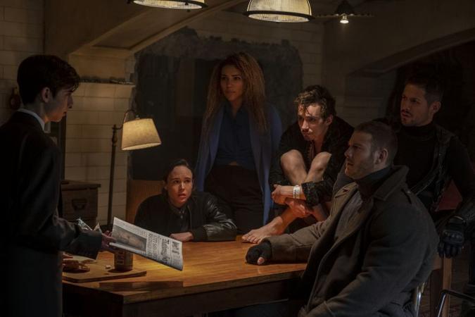 The umbrella academy é inspirada em HQ de Gerard Way e Gabriel Bá e retrata uma família disfuncional de heróis(foto: Netflix/Divulgação) The umbrella academy é inspirada em HQ de Gerard Way e Gabriel Bá e retrata uma família disfuncional de heróis(foto: Netflix/Divulgação)