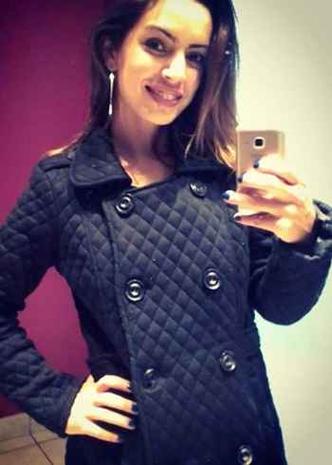 Clésia Andrade, 28 anos, namorava havia 2 anos um cabo da PM, principal suspeito de matá-la e, depois, se suicidar(foto: Arquivo Pessoal) Clésia Andrade, 28 anos, namorava havia 2 anos um cabo da PM, principal suspeito de matá-la e, depois, se suicidar(foto: Arquivo Pessoal)