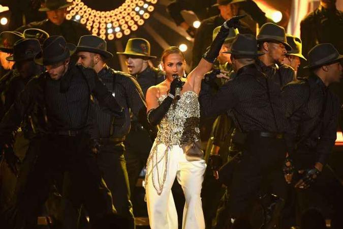 Jennifer Lopez é a sétima mulher a receber o prêmio(foto: Ethan Miller/Getty Images/AFP) Jennifer Lopez é a sétima mulher a receber o prêmio(foto: Ethan Miller/Getty Images/AFP)