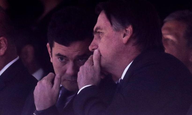 Resultado de imagem para Após receber projeto sobre abuso de autoridade, Bolsonaro se reúne com Moro no Alvorada