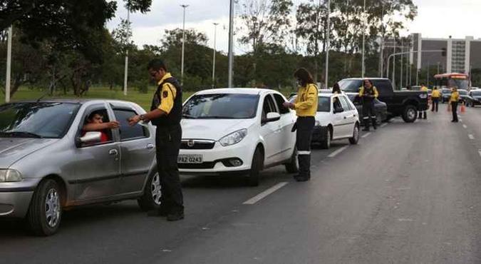 Detran reforçou fiscalização durante todo o feriado(foto: Tony Winston/Agência Brasília) Detran reforçou fiscalização durante todo o feriado(foto: Tony Winston/Agência Brasília)