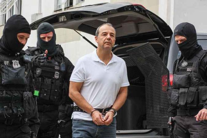 Cabral responde por corrupção passiva e lavagem de dinheiro no âmbito da Operação Lava Jato(foto: Cassiano Rosário/Futura Press/Folhapress) Cabral responde por corrupção passiva e lavagem de dinheiro no âmbito da Operação Lava Jato(foto: Cassiano Rosário/Futura Press/Folhapress)