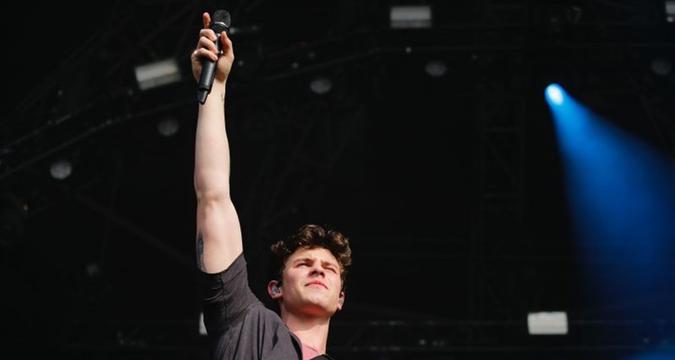 Shawn Mendes fará show no dia 6 de agosto... de 2019!(foto: KENA BETANCUR) Shawn Mendes fará show no dia 6 de agosto... de 2019!(foto: KENA BETANCUR)
