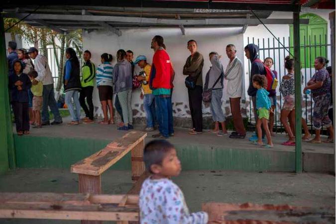 A disputa judicial entre o Estado e o governo federal perdura desde abril, quando Roraima pediu ao STF que a fronteira com a Venezuela fosse fechada(foto: Mauro Pimentel/AFP) A disputa judicial entre o Estado e o governo federal perdura desde abril, quando Roraima pediu ao STF que a fronteira com a Venezuela fosse fechada(foto: Mauro Pimentel/AFP)