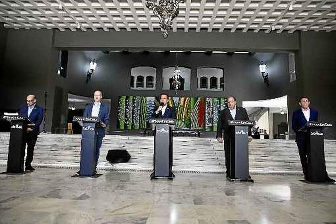 Governador de São Paulo, João Doria renovou decreto que determina distanciamento social por mais 15 dias, mantendo as medidas até 22 de abril(foto: Governo de São Paulo/Divulgação) Governador de São Paulo, João Doria renovou decreto que determina distanciamento social por mais 15 dias, mantendo as medidas até 22 de abril(foto: Governo de São Paulo/Divulgação)