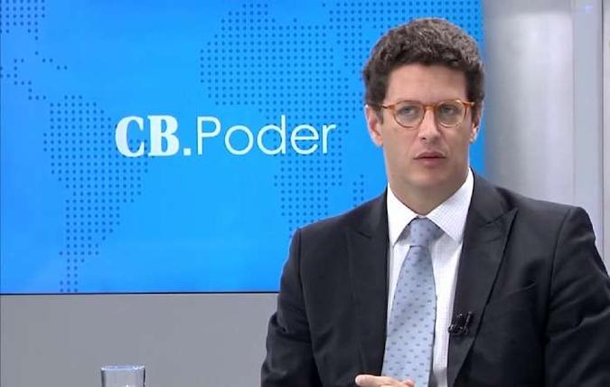 O ministro reconhece o crescimento do desmatamento, mas alerta que, sem ''atacar'' a fonte do desflorestamento, o país continuará jogando o problema para ''debaixo do tapete''(foto: Reprodução/Youtube) O ministro reconhece o crescimento do desmatamento, mas alerta que, sem ''atacar'' a fonte do desflorestamento, o país continuará jogando o problema para ''debaixo do tapete''(foto: Reprodução/Youtube)