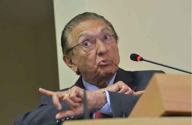 Lobão disse que o suprimento de energia do país está garantido com o uso de térmicas, mesmo com o custo mais caro de produção de energia(foto: Elza Fiuza/Agência Brasil) Lobão disse que o suprimento de energia do país está garantido com o uso de térmicas, mesmo com o custo mais caro de produção de energia(foto: Elza Fiuza/Agência Brasil)