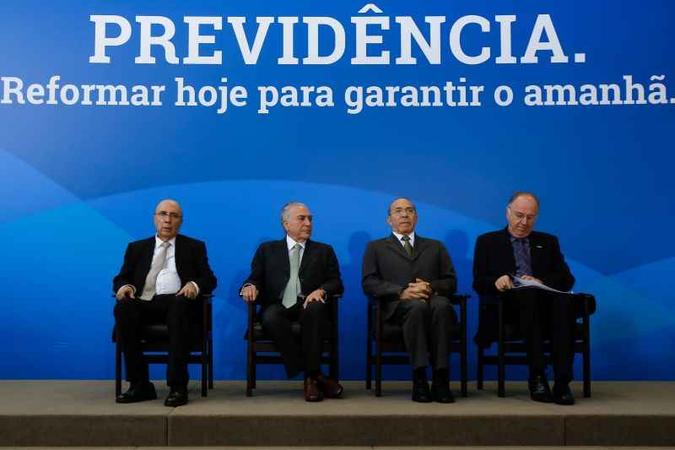Temer durante solenidade em Brasília antes de embarcar para São Paulo para cirurgia(foto: Marcos Corrêa/PR) Temer durante solenidade em Brasília antes de embarcar para São Paulo para cirurgia(foto: Marcos Corrêa/PR)