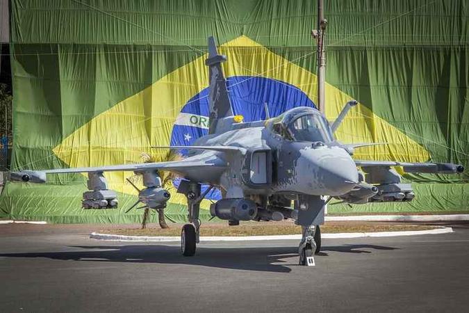Novo modelo usado pela FAB, caça F-39 Gripen está exposto na área externa do museu(foto: Vinicius Santos/FAB) Novo modelo usado pela FAB, caça F-39 Gripen está exposto na área externa do museu(foto: Vinicius Santos/FAB)