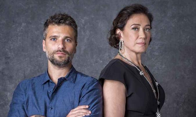 Após a pressão da mãe (Lília Cabral), Gabriel (Bruno Gagliasso) deixará Serro Azul(foto: João Cotta/Globo) Após a pressão da mãe (Lília Cabral), Gabriel (Bruno Gagliasso) deixará Serro Azul(foto: João Cotta/Globo)