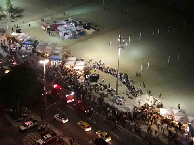 Um carro invadiu o calçadão de Copacabana, na zona sul do Rio de Janeiro, e atropelou 17 pessoas na noite de 18/1/18PMERJ/Divulgação Um carro invadiu o calçadão de Copacabana, na zona sul do Rio de Janeiro, e atropelou 17 pessoas na noite de 18/1/18PMERJ/Divulgação