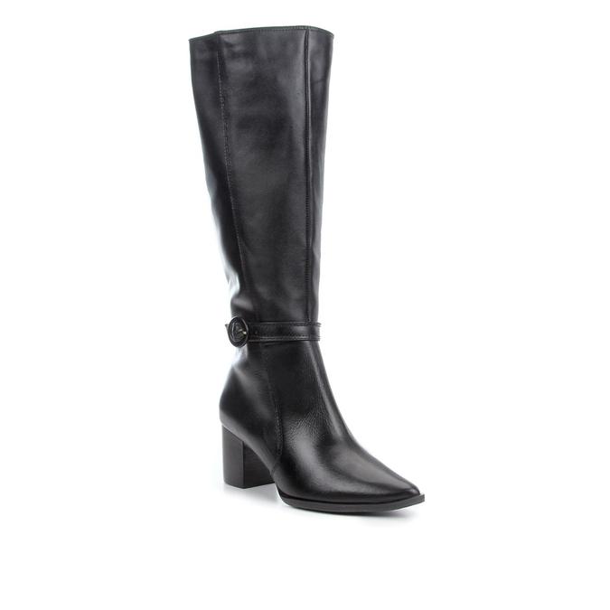 Bota de cano alto, da Shoestock (R$ 499,90)(foto: Shoestock/Divulgação) Bota de cano alto, da Shoestock (R$ 499,90)(foto: Shoestock/Divulgação)
