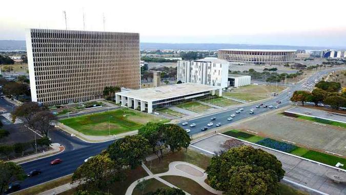 Palácio do Buriti em disputa: quatro partidos do DF - PT, PSDB, PSB e PR - contam com mais recursos do fundo de financiamento de campanha(foto: Breno Fortes/CB/D.A Press) Palácio do Buriti em disputa: quatro partidos do DF - PT, PSDB, PSB e PR - contam com mais recursos do fundo de financiamento de campanha(foto: Breno Fortes/CB/D.A Press)