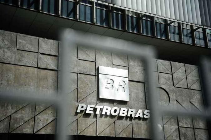 O movimento da Petrobrás ocorre no momento em que os candidatos têm apresentado propostas variadas em relação à estatal(foto: Internet/Reprodução) O movimento da Petrobrás ocorre no momento em que os candidatos têm apresentado propostas variadas em relação à estatal(foto: Internet/Reprodução)