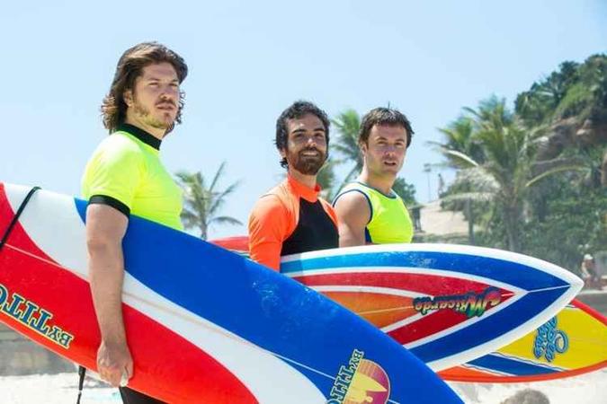 Caio Paduan, Bernardo Marinho e Kayky Brito interpretarão Quinzinho, Tobé e Candé na novela 'Verão 90'(foto: Gshow/Isabella Pinheiro) Caio Paduan, Bernardo Marinho e Kayky Brito interpretarão Quinzinho, Tobé e Candé na novela 'Verão 90'(foto: Gshow/Isabella Pinheiro)