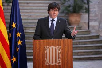 Puigdemont afirmou que sua destituição e a dissolução do Parlamento Puigdemont afirmou que sua destituição e a dissolução do Parlamento