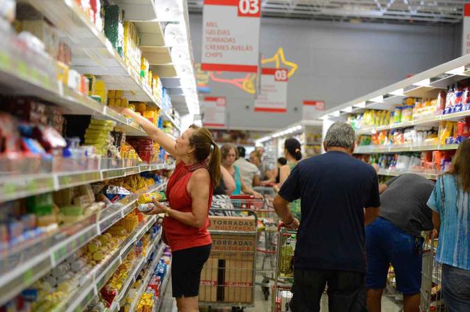 O fato é que a situação do país como um todo, segundo a pesquisa, está melhor para a população, sendo vista como ótima ou boa por 17% da população(foto: Tânia Rego/Agência Brasil) O fato é que a situação do país como um todo, segundo a pesquisa, está melhor para a população, sendo vista como ótima ou boa por 17% da população(foto: Tânia Rego/Agência Brasil)