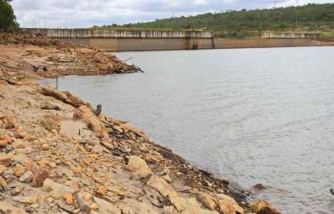 O nível da barragem do Descoberto chegou a 20,68% nesta segunda-feira(foto: Breno Fortes/CB/D.A Press) O nível da barragem do Descoberto chegou a 20,68% nesta segunda-feira(foto: Breno Fortes/CB/D.A Press)
