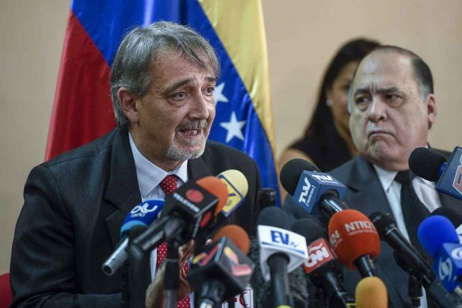O presidente da instituição, Francesco Rocca, ressaltou que a organização agirá de acordo com seus princípios de 'imparcialidade, neutralidade e independência'(foto: Federico Parra / AFP) O presidente da instituição, Francesco Rocca, ressaltou que a organização agirá de acordo com seus princípios de 'imparcialidade, neutralidade e independência'(foto: Federico Parra / AFP)