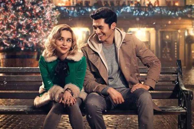 O filme traz no enredo um clichê de fim de ano com a comédia romântica natalina(foto: UniversalPictures/Divulgação) O filme traz no enredo um clichê de fim de ano com a comédia romântica natalina(foto: UniversalPictures/Divulgação)