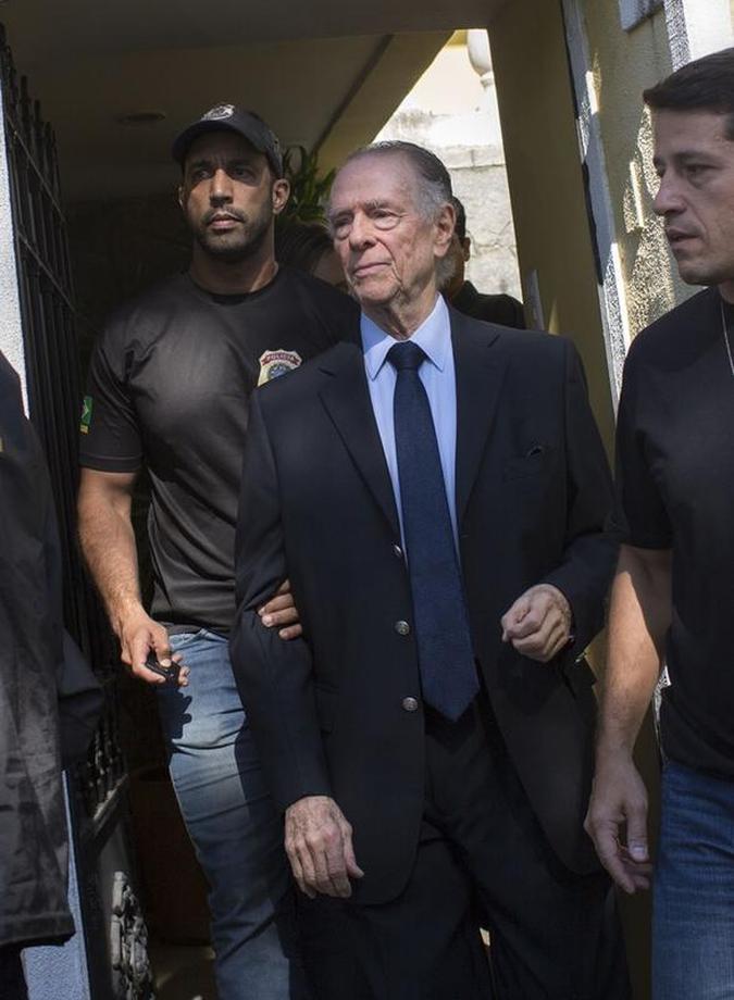 Carlos Arthur Nuzman é um dos alvos da PF em investigação de fraude na escolha do Rio como sede das OlimpíadasMAURO PIMENTEL/AFP Carlos Arthur Nuzman é um dos alvos da PF em investigação de fraude na escolha do Rio como sede das OlimpíadasMAURO PIMENTEL/AFP