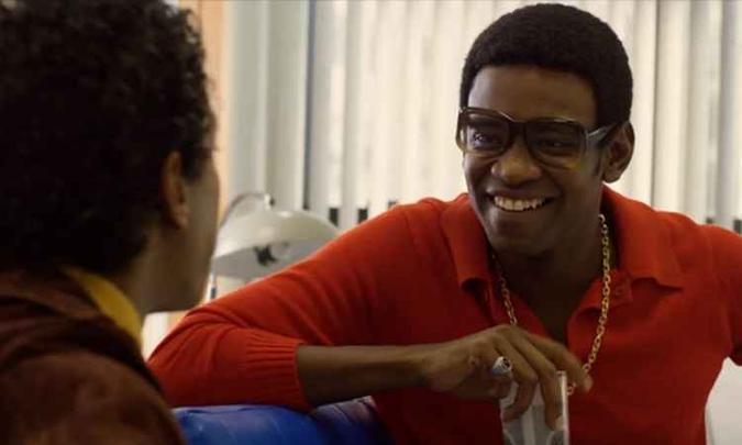 Em cena liberada, o cantor conhece a música 'País tropical' e sugere uma pequena alteração ao ídolo Jorge Ben Jor(foto: Internet/Reprodução) Em cena liberada, o cantor conhece a música 'País tropical' e sugere uma pequena alteração ao ídolo Jorge Ben Jor(foto: Internet/Reprodução)