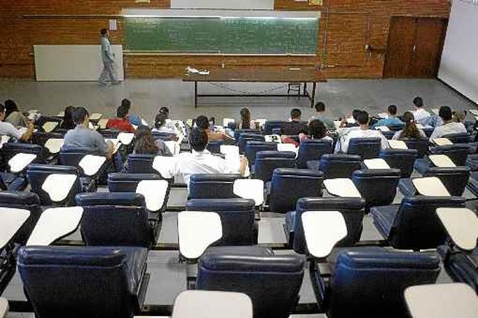 Escolas e universidades estão fechadas desde o início da pandemia. Retomada só ocorrerá após definição dos protocolos de segurança adequados(foto: Marcelo Ferreira/CB/D.A Press) Escolas e universidades estão fechadas desde o início da pandemia. Retomada só ocorrerá após definição dos protocolos de segurança adequados(foto: Marcelo Ferreira/CB/D.A Press)