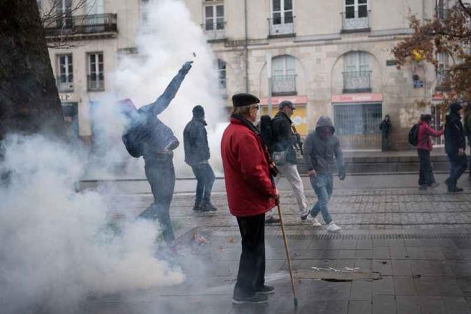 Governo francês defende que mudanças são necessárias para evitar um colapso nas contas(foto: LOIC VENANCE/AFP) Governo francês defende que mudanças são necessárias para evitar um colapso nas contas(foto: LOIC VENANCE/AFP)