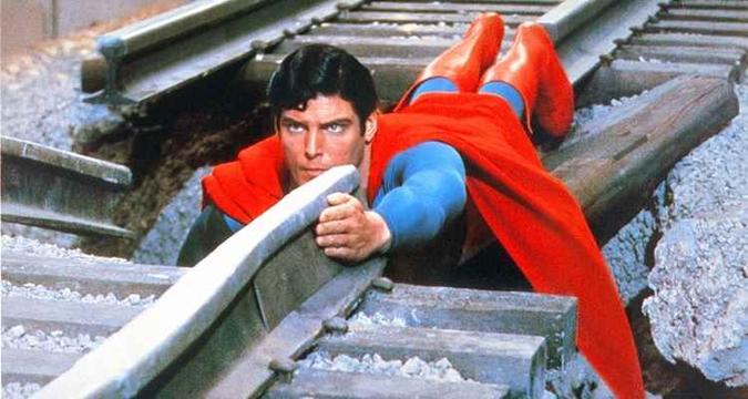 Christopher Reeve interpretava o Superman nos longas de Richard Donner(foto: Warner Bros/Divulgação) Christopher Reeve interpretava o Superman nos longas de Richard Donner(foto: Warner Bros/Divulgação)