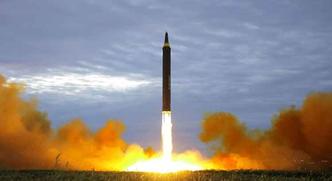 (foto: KCNA) (foto: KCNA)