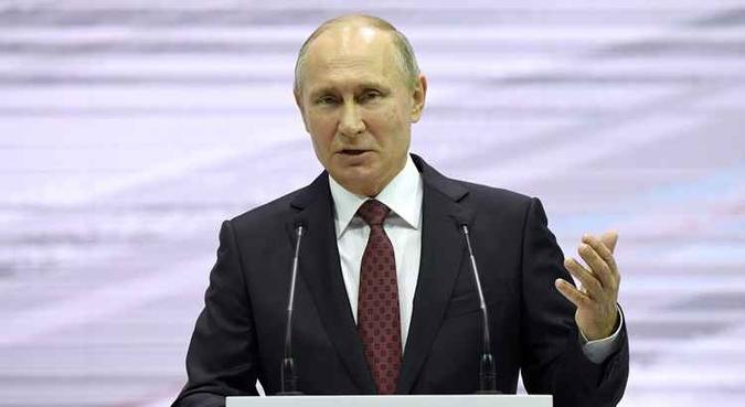 O presidente da Rússia, Vladimir Putin, disse que buscaria um novo mandato de seis anos nas eleições de março(foto: Yuri Kadobnov/AFP ) O presidente da Rússia, Vladimir Putin, disse que buscaria um novo mandato de seis anos nas eleições de março(foto: Yuri Kadobnov/AFP )