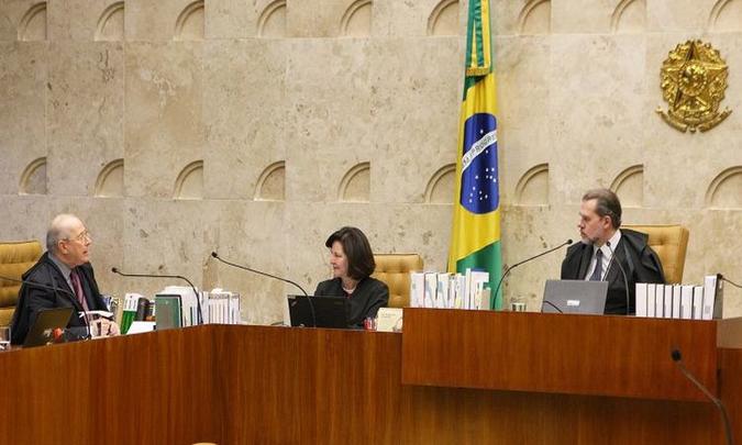 Celso de Mello, com Raquel Dodge e o presidente da Corte, Dias Toffoli, na sessão que marcou a despedida da procuradora do cargo na PGR(foto: Nelson Jr./SCO/STF) Celso de Mello, com Raquel Dodge e o presidente da Corte, Dias Toffoli, na sessão que marcou a despedida da procuradora do cargo na PGR(foto: Nelson Jr./SCO/STF)