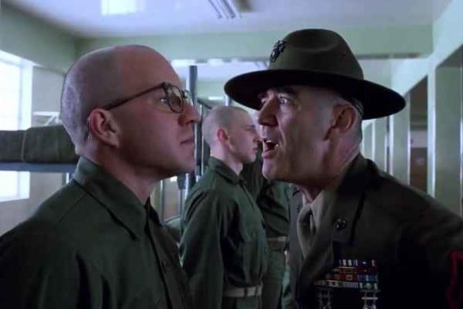 R. Lee Ermey faleceu aos 74 anos em função por complicações de pneumonia (foto: Reprodução/Internet) R. Lee Ermey faleceu aos 74 anos em função por complicações de pneumonia (foto: Reprodução/Internet)