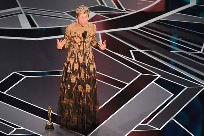 Frances McDormand ganhou a estatueta de melhor atriz por sua atuação em 'Três Anúncios para um Crime' (foto: MARK RALSTON) Frances McDormand ganhou a estatueta de melhor atriz por sua atuação em 'Três Anúncios para um Crime' (foto: MARK RALSTON)