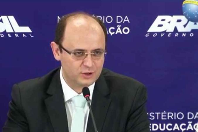 Ministro Rossieli Soares: novo Enem deve valer a partir de 2021(foto: Reprodução) Ministro Rossieli Soares: novo Enem deve valer a partir de 2021(foto: Reprodução)