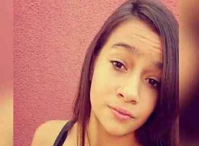 Moradora de São Sebastião, Yanara desapareceu em 20 de fevereiro de 2016. Saiu de casa às 7h, dizendo que iria para o Plano Piloto e nunca mais foi vista(foto: Reprodução/Facebook) Moradora de São Sebastião, Yanara desapareceu em 20 de fevereiro de 2016. Saiu de casa às 7h, dizendo que iria para o Plano Piloto e nunca mais foi vista(foto: Reprodução/Facebook)