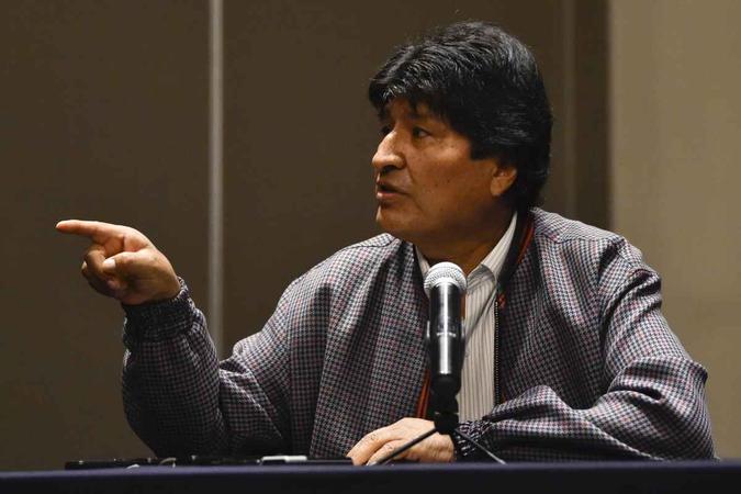 Evo Morales acusou o comandante geral da Força Aérea(foto: Pedro Pardo / AFP) Evo Morales acusou o comandante geral da Força Aérea(foto: Pedro Pardo / AFP)