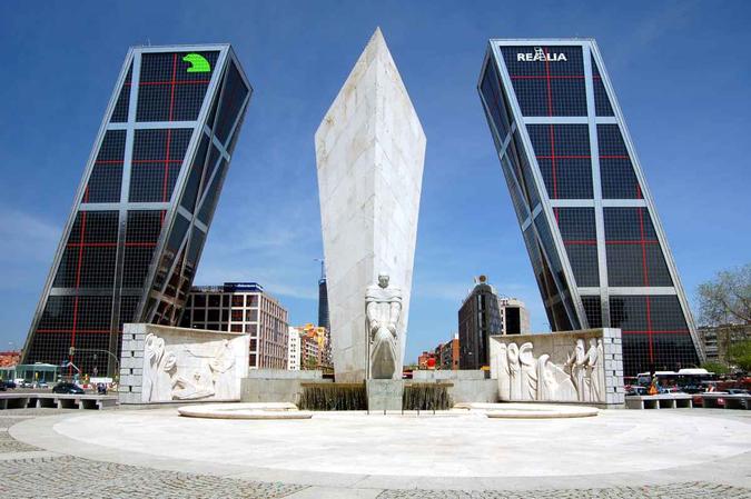 Torres Kio(foto: wikipedia.org/Reprodução) Torres Kio(foto: wikipedia.org/Reprodução)