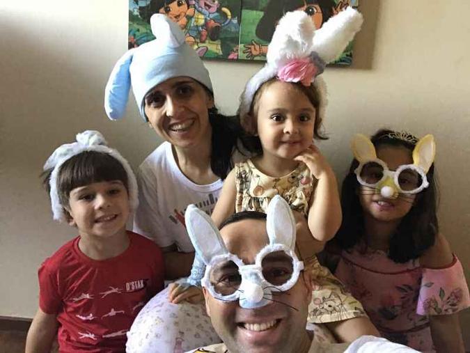 Cristina celebra aniversários e datas comemorativas para cuidar da saúde mental de toda a família: Cristina celebra aniversários e datas comemorativas para cuidar da saúde mental de toda a família: